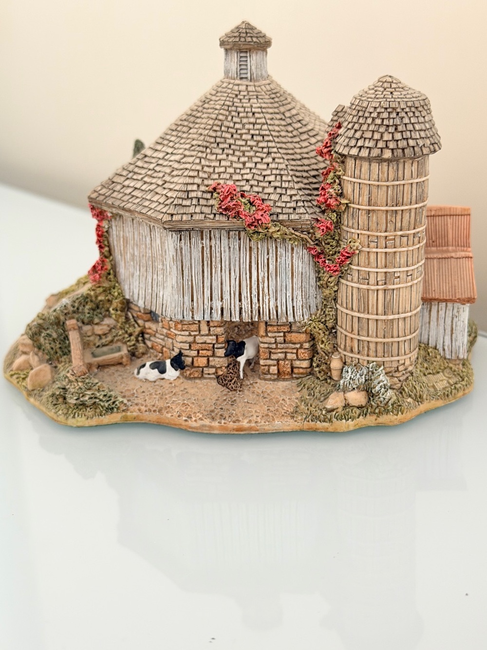 Vintage Lilliput Lane "Simply Amish" Round Barn Signed Ray Day 1993